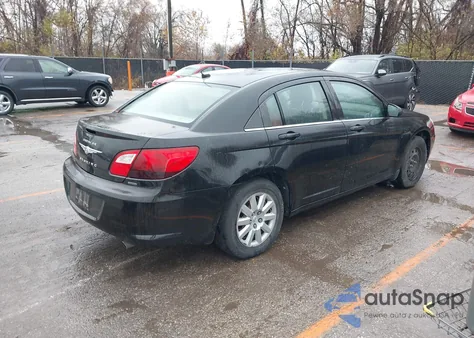 2010 Chrysler Sebring Touring z USA, uszkodzony, nr VIN 1C3CC4FB8AN119590